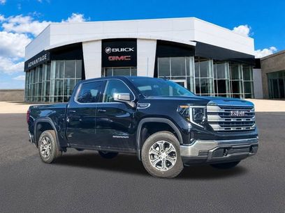 New 2026 GMC Sierra 1500 SLE w/ Preferred Package