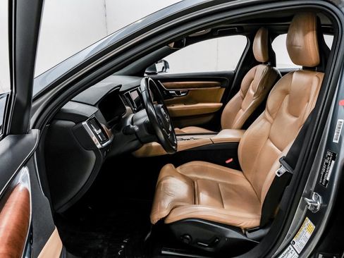 Used 2017 Volvo S90 T6 Inscription w/ Vision Package image 4