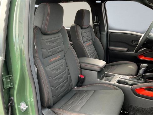 New 2026 Nissan Frontier PRO-4X w/ Pro-4x Convenience Package image 9