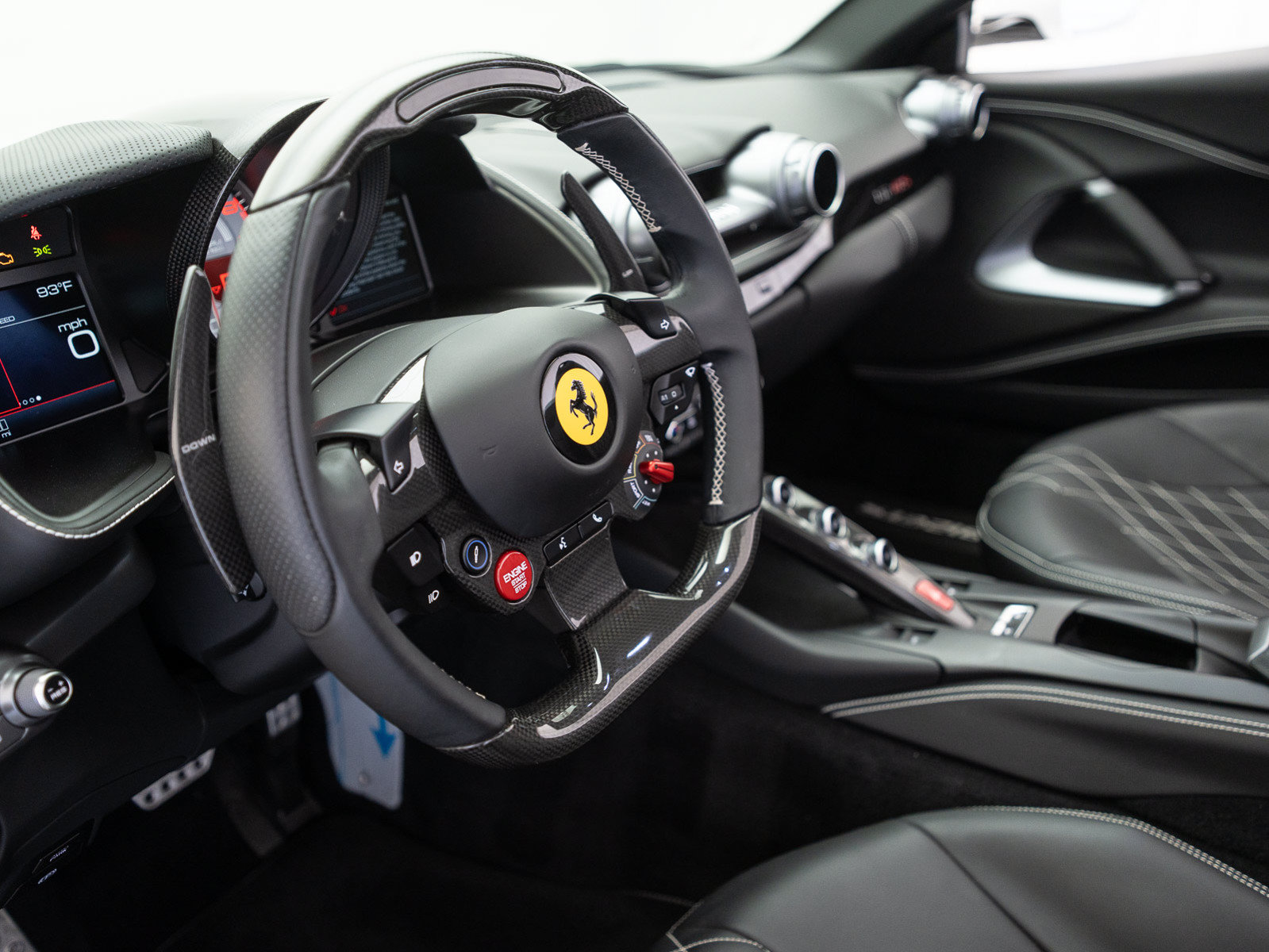 Used 2022 Ferrari 812 GTS RWD image 17