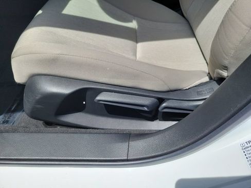 Certified 2025 Honda Accord LX image 10