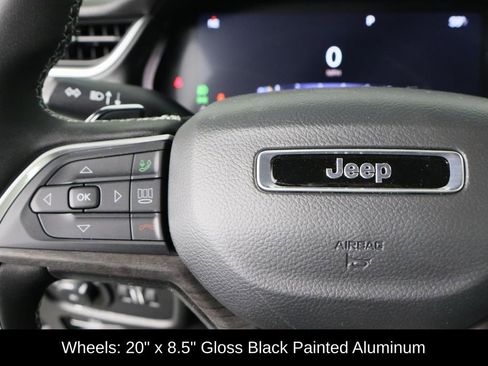 New 2025 Jeep Grand Cherokee Limited image 8