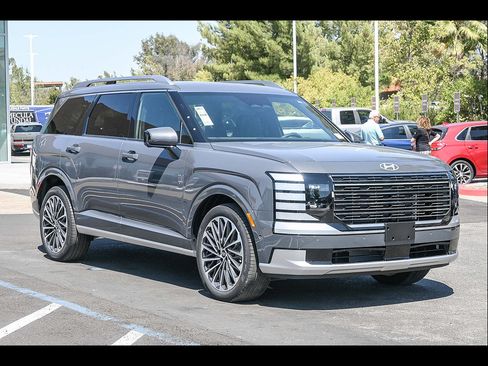 New 2026 Hyundai Palisade Calligraphy AWD/4WD image 3