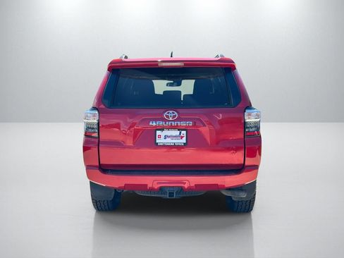 Used 2021 Toyota 4Runner SR5 Premium w/ Moonroof Package AWD/4WD image 6