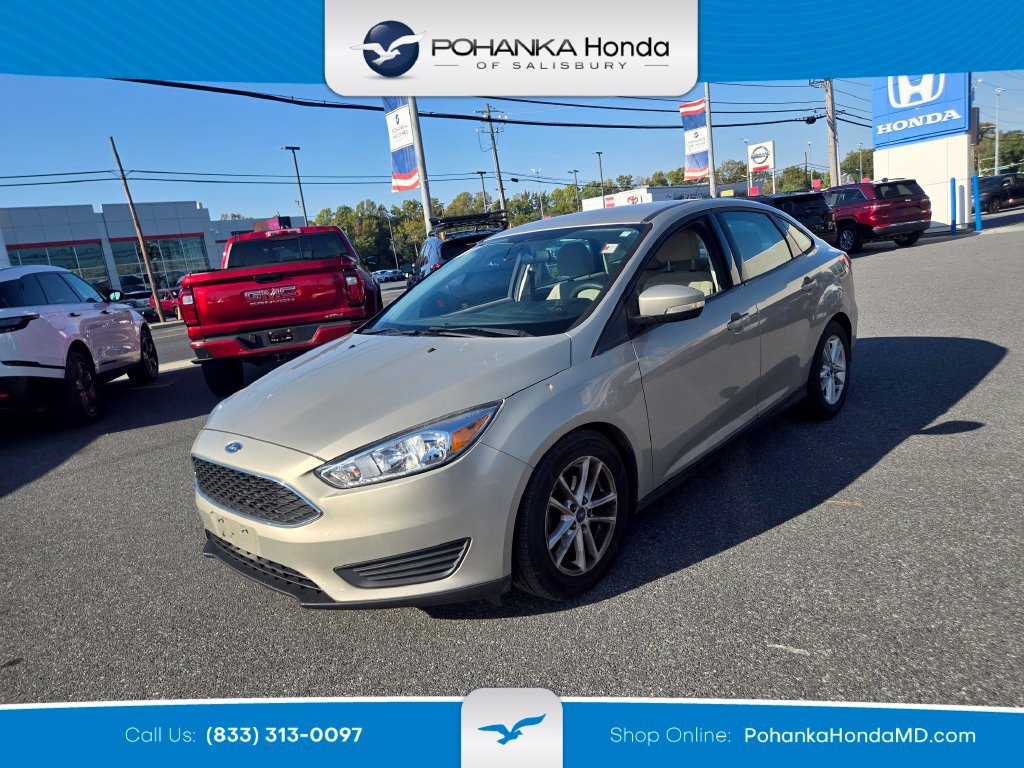 Used 2016 Ford Focus SE FWD image 1