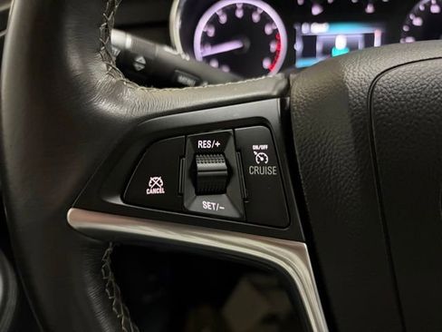 Used 2018 Buick Encore Preferred image 58