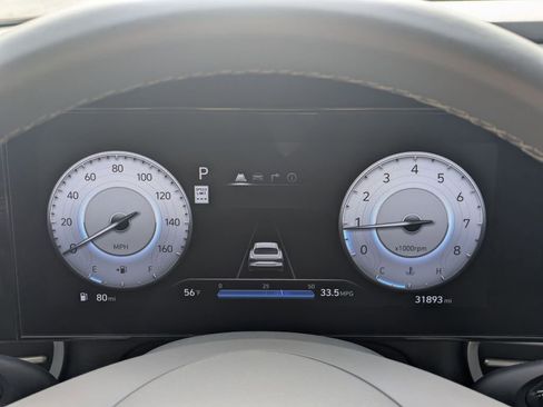 Used 2025 Hyundai Elantra SEL FWD image 16