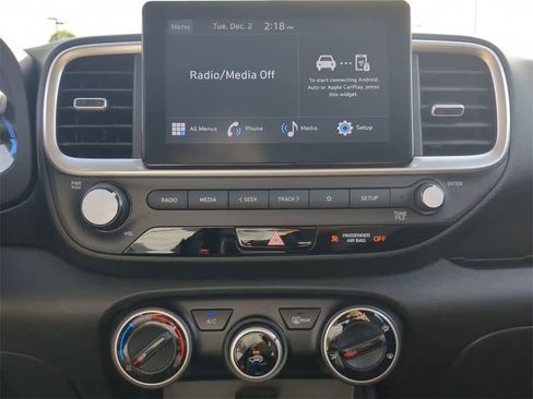 New 2026 Hyundai Venue SE image 28