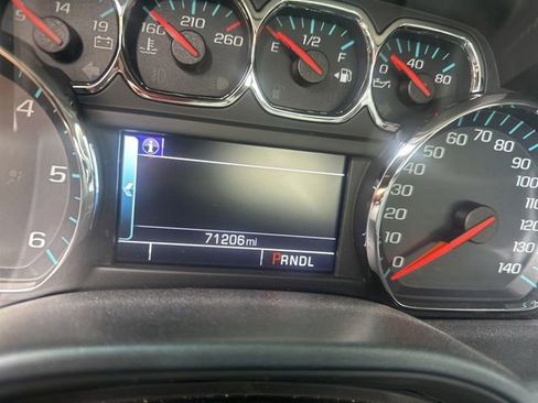 Used 2017 GMC Sierra 1500 SLE w/ SLE Value Package AWD/4WD image 16