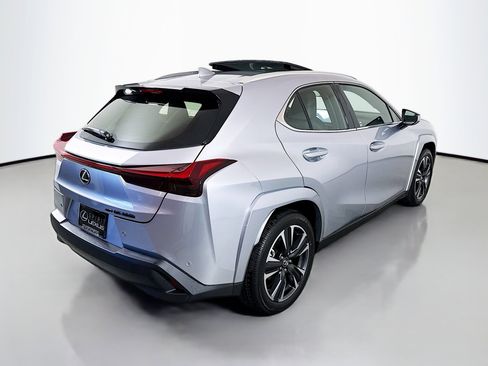 Certified 2026 Lexus UX 300h AWD w/ Accessory Package (2T) image 7