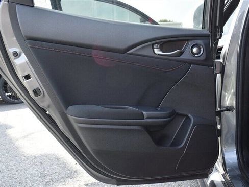 Used 2018 Honda Civic Type R image 19