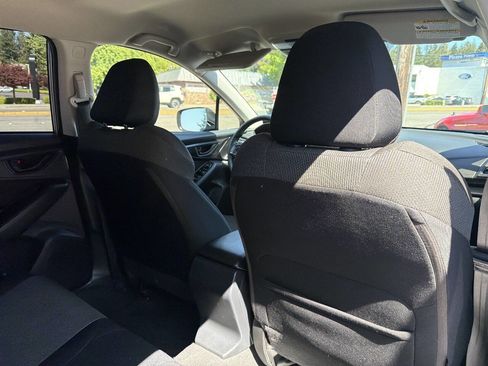 Used 2019 Subaru Crosstrek 2.0i AWD/4WD image 23