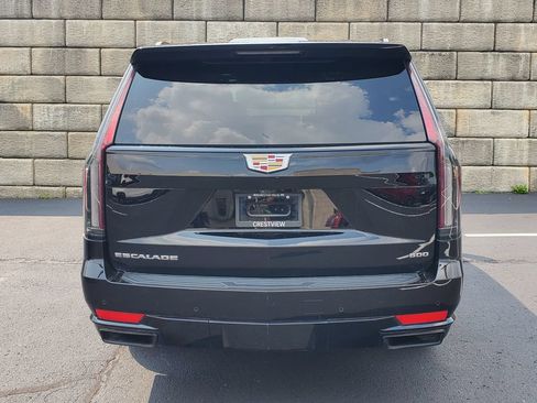 Used 2024 Cadillac Escalade ESV Sport Platinum w/ Heavy-Duty Trailer Package AWD/4WD image 4