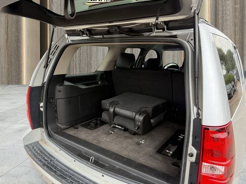 Used 2011 Chevrolet Tahoe LT image 21