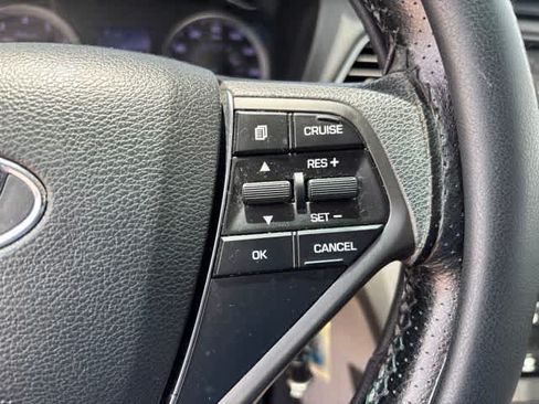 Used 2015 Hyundai Sonata SE w/ Option Group 09 FWD image 12