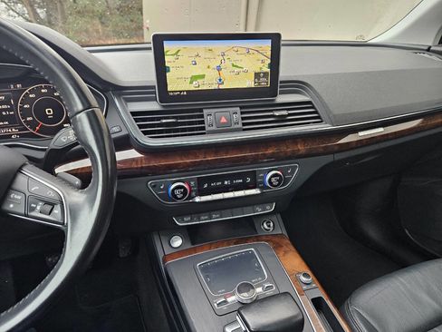 Used 2018 Audi Q5 2.0T Premium image 10