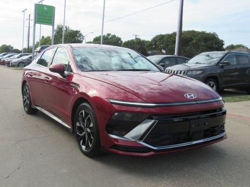 Used 2025 Hyundai Sonata SEL image 4