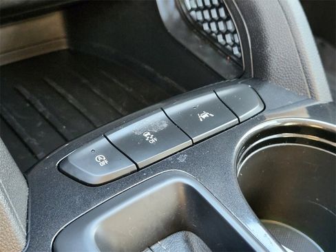 Used 2025 Chevrolet TrailBlazer LS w/ LS Confidence Package image 23