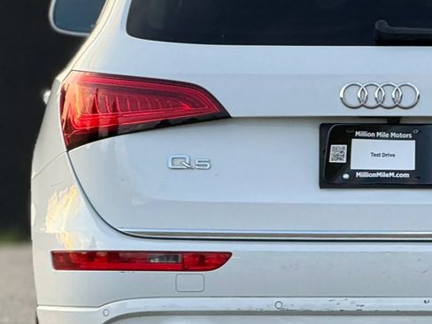 Used 2016 Audi Q5 2.0T Premium Plus w/ Technology Package AWD/4WD image 13
