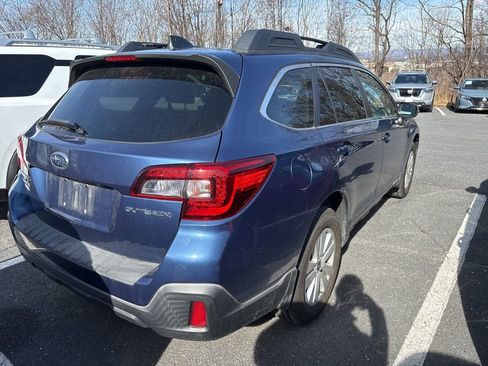 Used 2019 Subaru Outback 2.5i Premium w/ Popular Package #2 image 4
