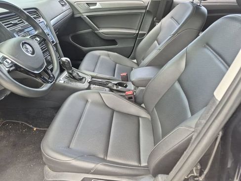 Used 2021 Volkswagen Golf 4-Door FWD image 11