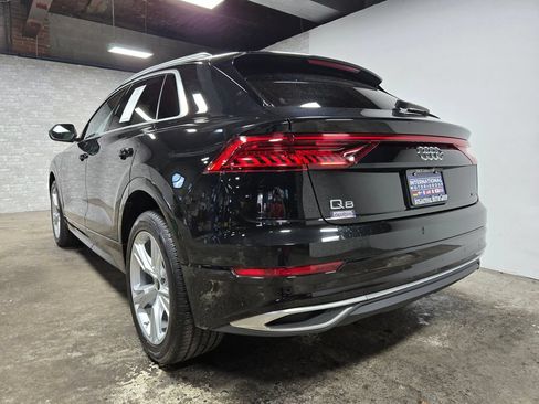 Used 2023 Audi Q8 Premium w/ Convenience Package AWD/4WD image 40