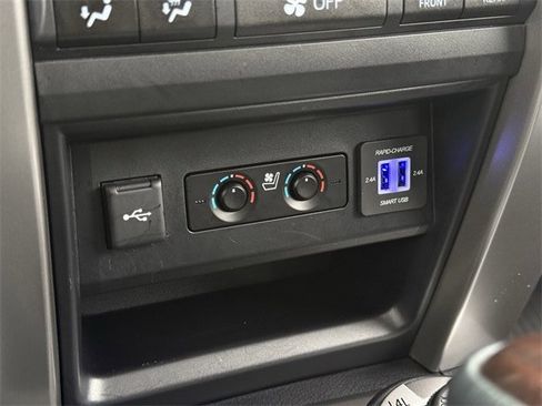 Used 2022 Toyota 4Runner Limited image 21