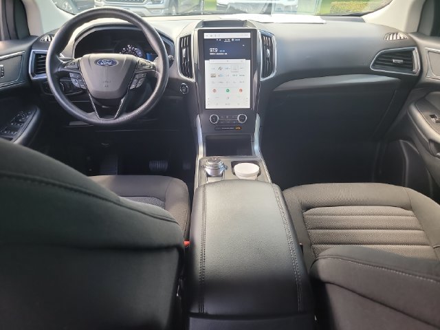 Used 2024 Ford Edge SE w/ Black Appearance Package AWD/4WD image 14