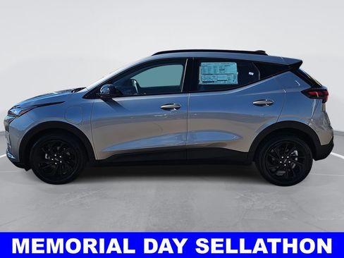 New 2027 Chevrolet Bolt RS w/ Technology Package FWD image 6