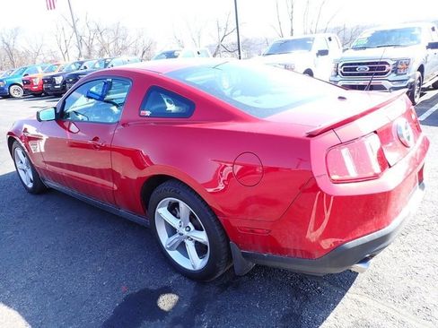 Used 2010 Ford Mustang GT Premium image 5