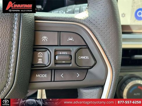 Used 2025 Toyota 4Runner TRD Off-Road Premium image 25