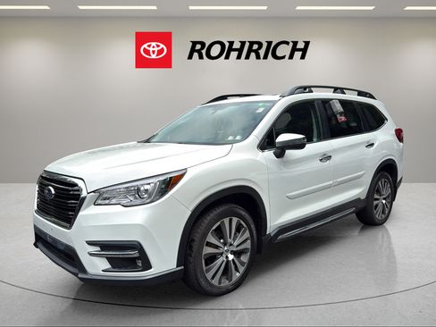 Used 2020 Subaru Ascent Touring AWD/4WD image 1
