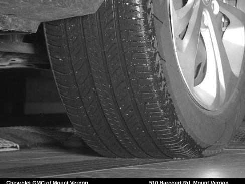 Used 2024 Chevrolet Trax LS FWD image 32
