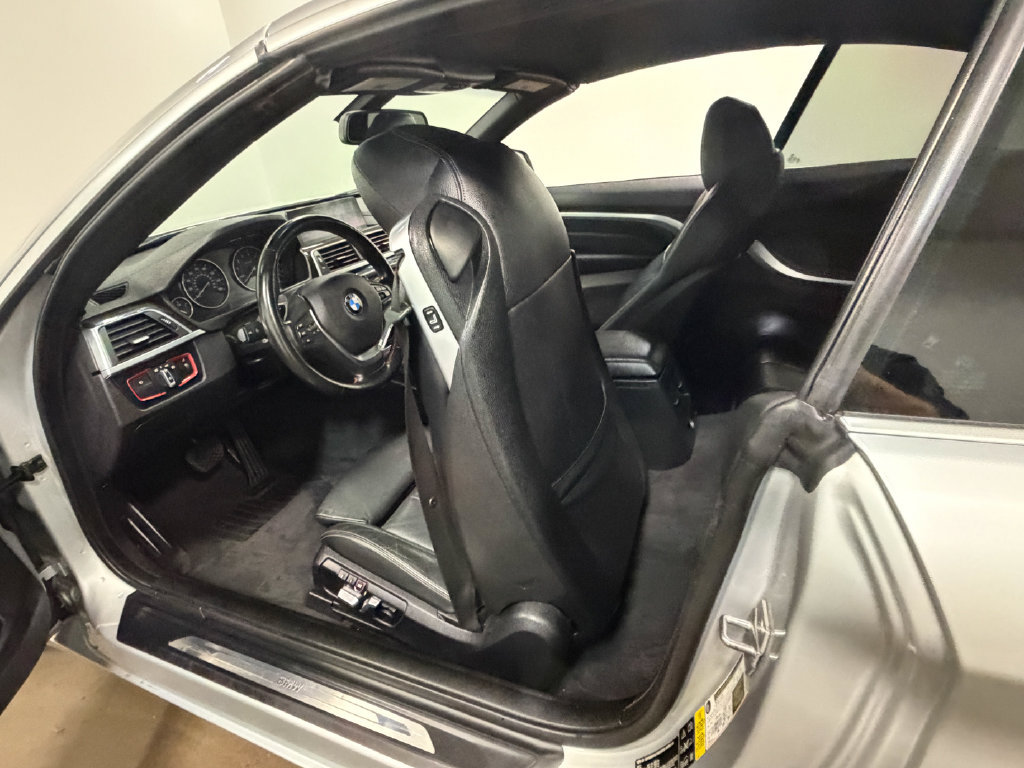 Used 2018 BMW 430i xDrive Convertible AWD/4WD image 48