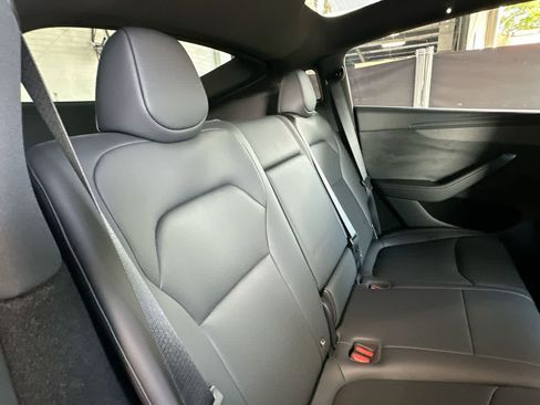 Used 2026 Tesla Model Y AWD image 26