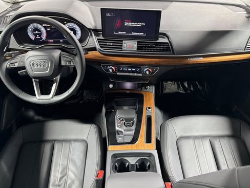 Used 2023 Audi Q5 2.0T Premium Plus w/ Premium Plus Package AWD/4WD image 12