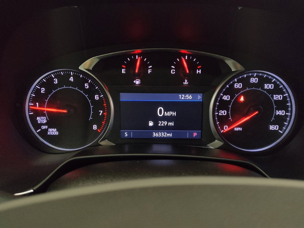 Used 2025 Chevrolet Blazer LT FWD image 23