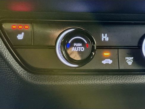 Used 2025 Honda HR-V Sport image 17