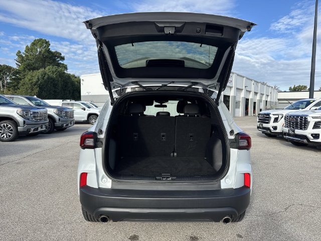 Used 2025 Ford Escape ST-Line Select AWD/4WD image 24