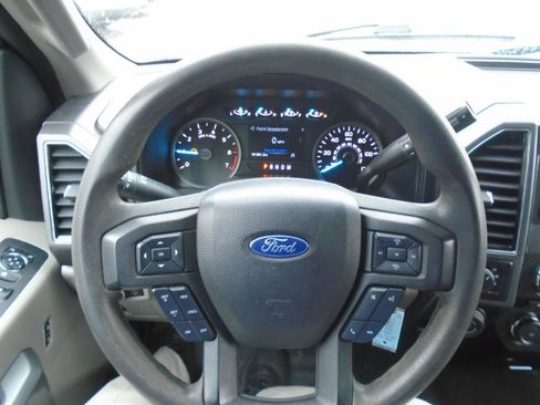 Used 2018 Ford F150 XLT w/ Trailer Tow Package image 22