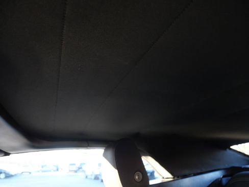 Used 2019 Chevrolet Camaro LT image 22