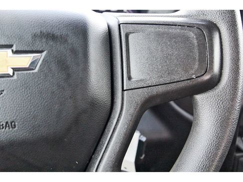Used 2020 Chevrolet Silverado 1500 Custom w/ Infotainment Package RWD image 19