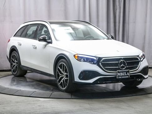 New 2025 Mercedes-Benz E 450 4MATIC All-Terrain Wagon image 3