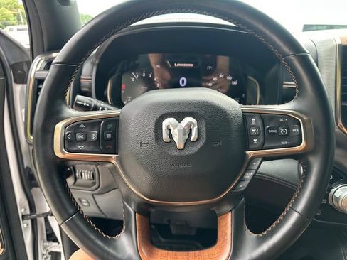 Used 2024 RAM 1500 Limited AWD/4WD image 29