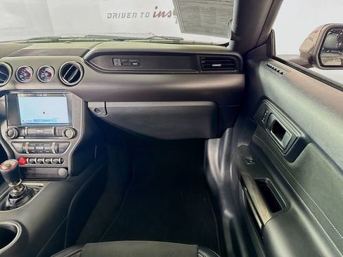 Used 2016 Ford Mustang Shelby GT350 w/ Technology Package image 27