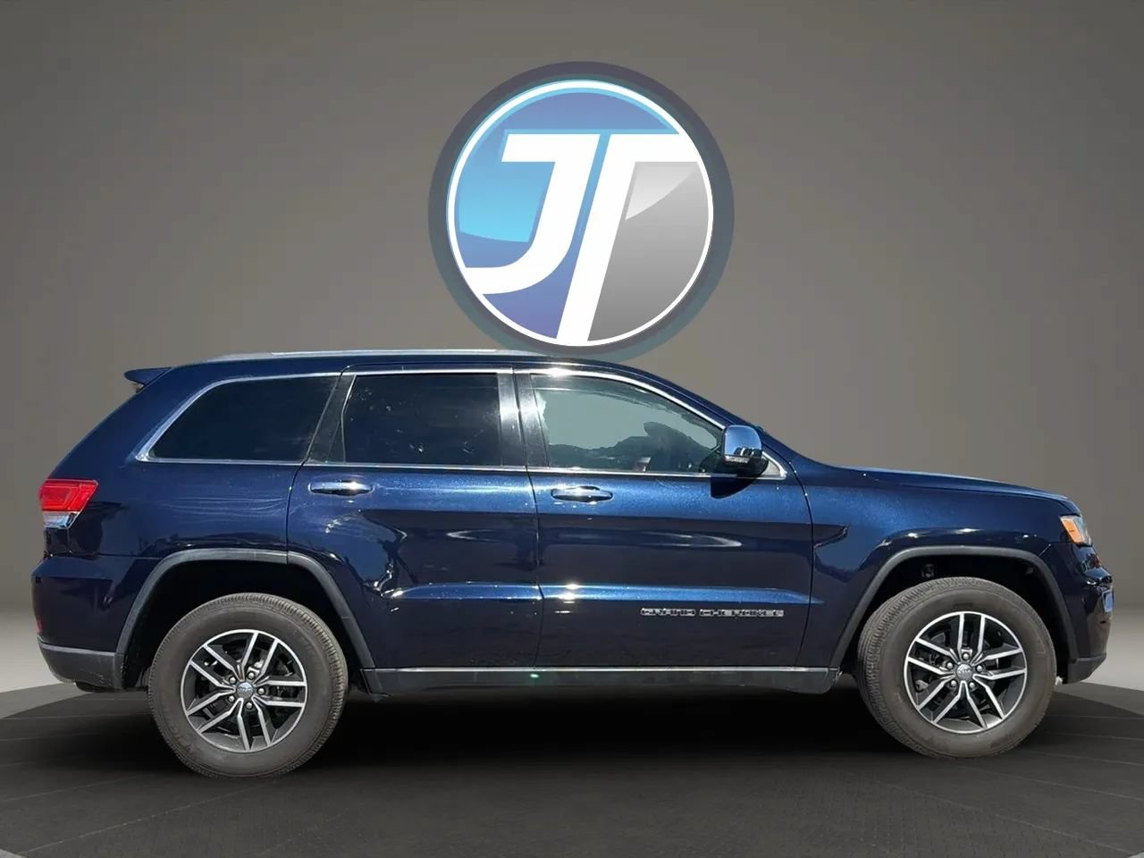 Used 2017 Jeep Grand Cherokee Limited AWD/4WD image 21