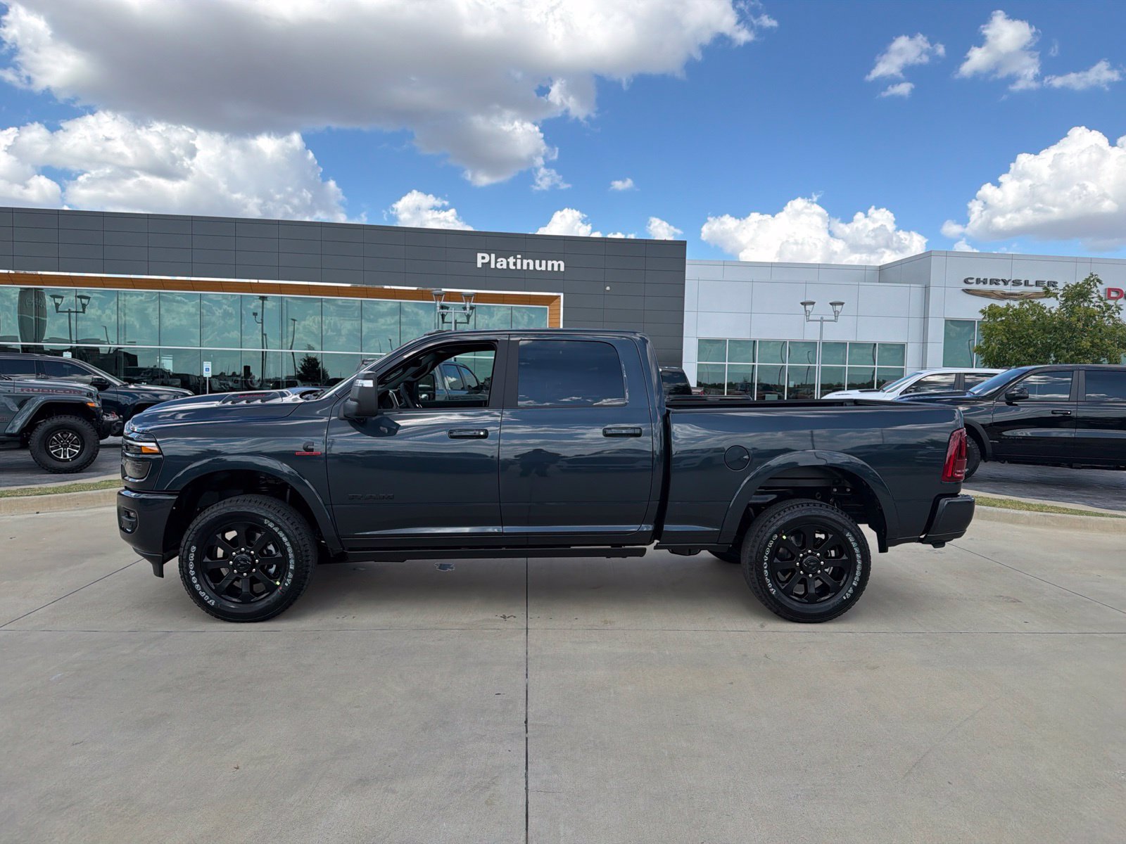 New 2027 RAM 2500 Laramie AWD/4WD image 2