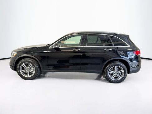 Used 2022 Mercedes-Benz GLC 300 4MATIC image 2