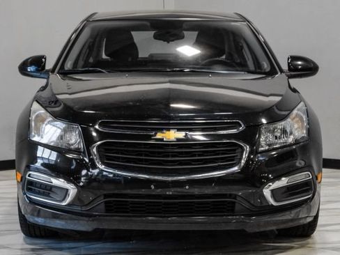 Used 2015 Chevrolet Cruze LT FWD image 7