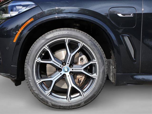 Used 2022 BMW X5 xDrive45e w/ M Sport Package AWD/4WD image 29